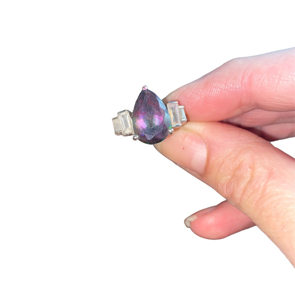Gorgeous sterling silver ring